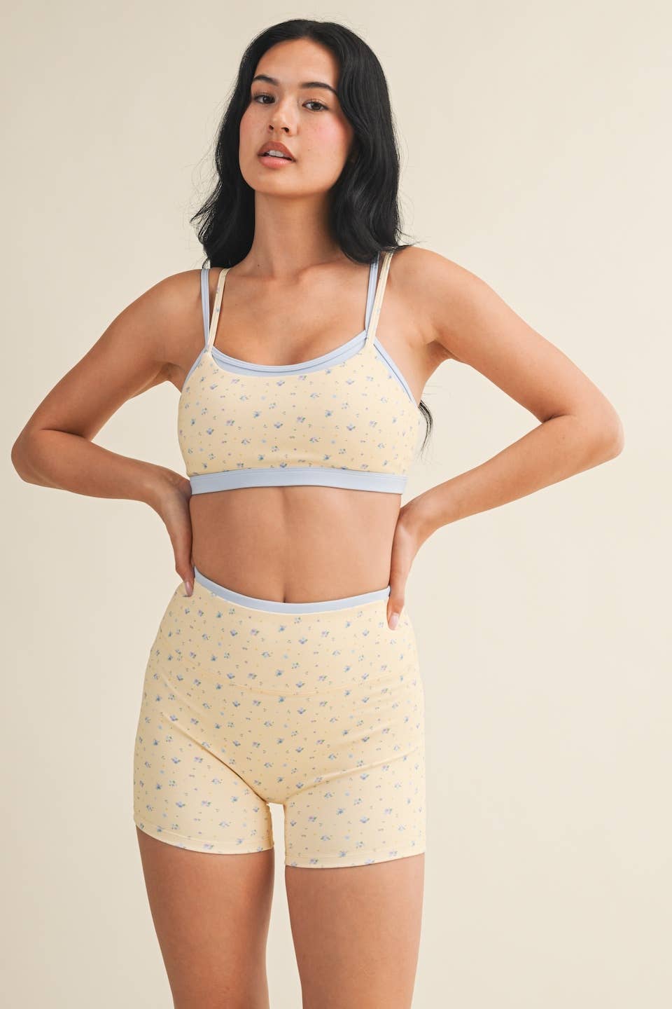 Ditsy Print Double Layered Sports Bra: Lemon Ditsy / L