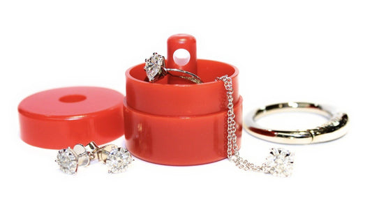 Red Lion Latch Jewelry/Pill Tote
