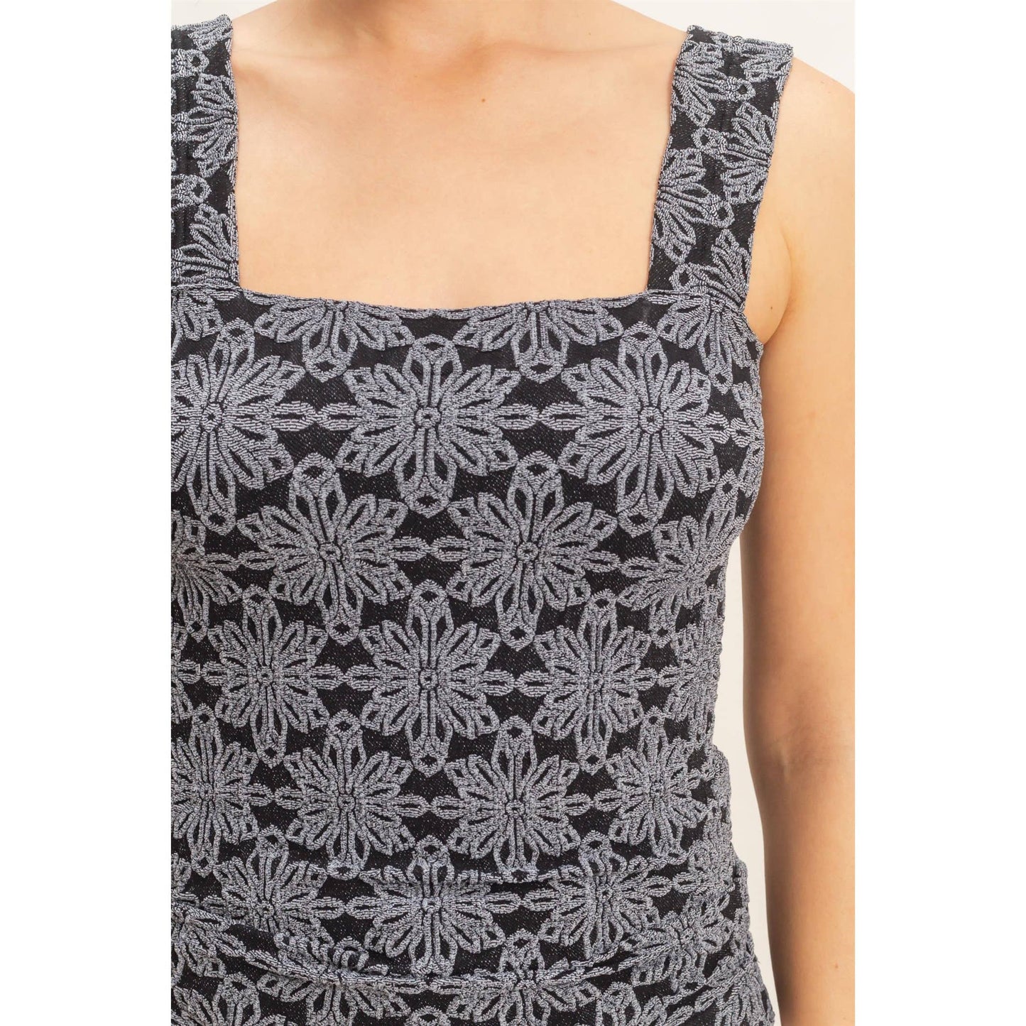 Floral Jacquard Square Neck Top: WHITE / S-M-L(2-2-2)