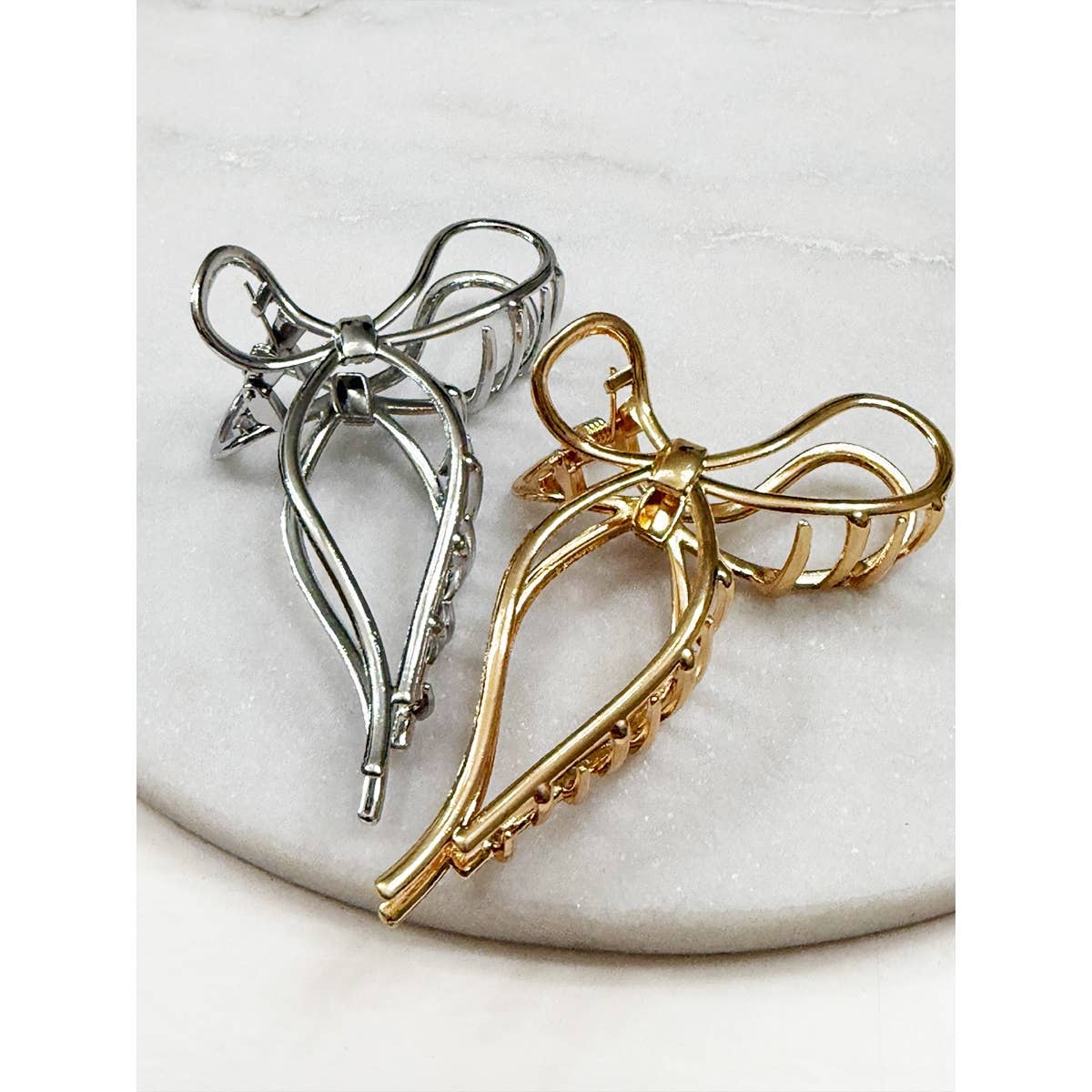 Metal Bow Shape Hair Claw: MIX COLOR / ONE(12)