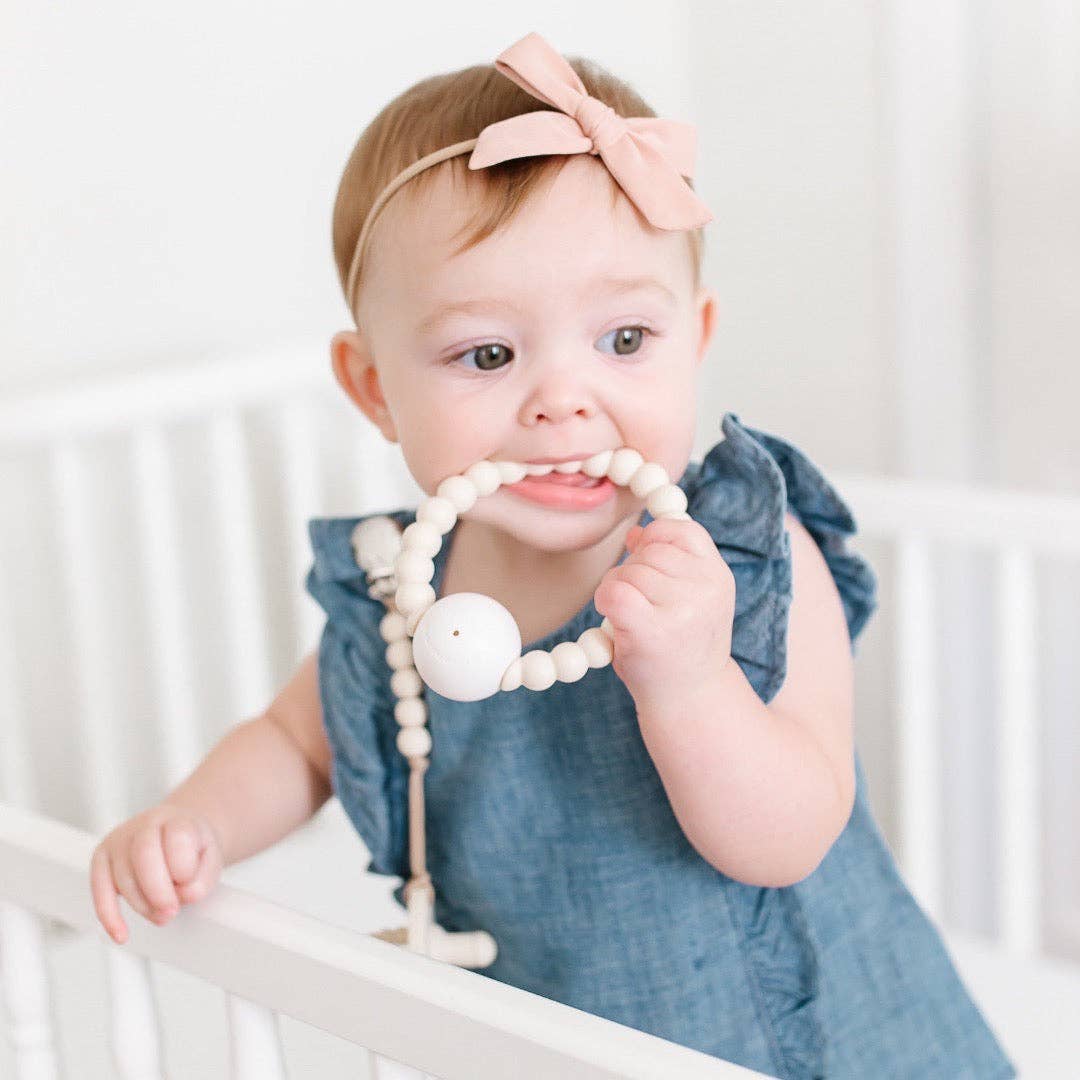 Cutie Teether Rattle: Orchid Clear