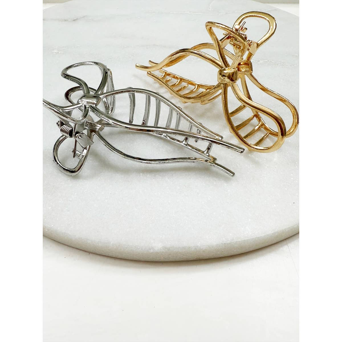 Metal Bow Shape Hair Claw: MIX COLOR / ONE(12)
