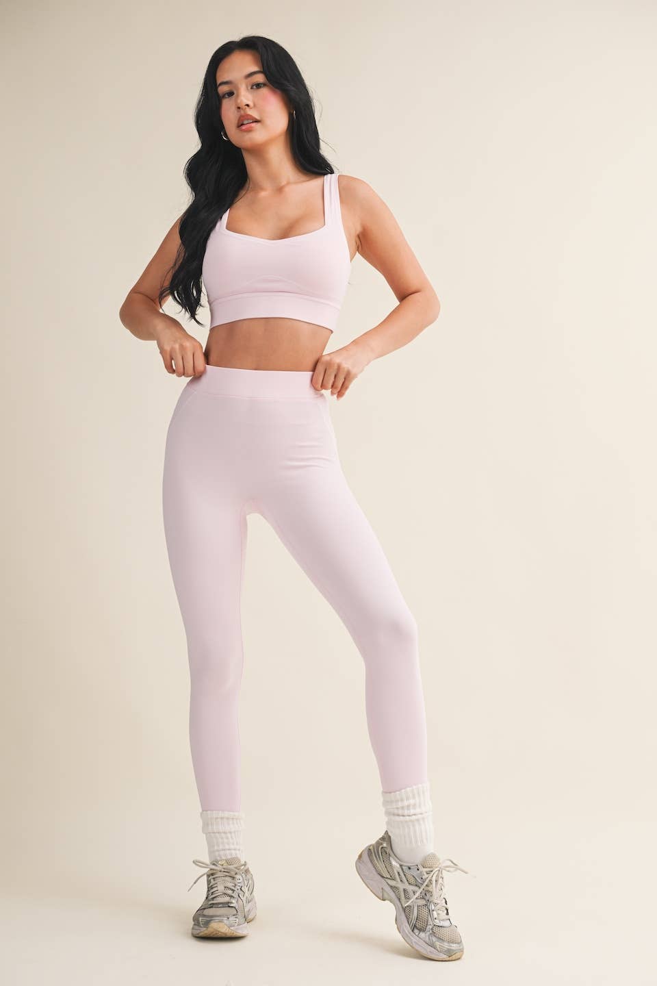 Contrast Thread Sports Bra: Black / S