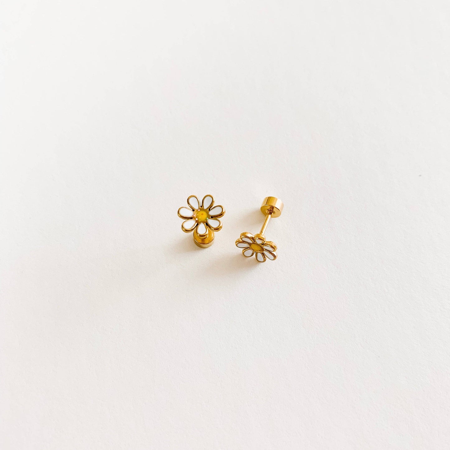 Daisy Stud Earrings - Hypoallergenic, Flat Back, Girl Gift: White / Pair