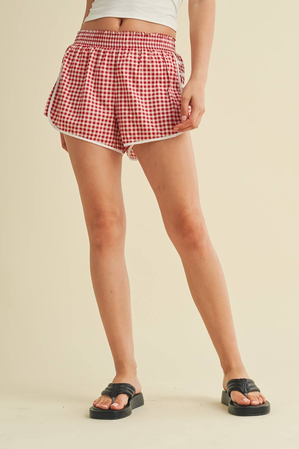 Gingham Print On Point Shorts : Beige Gingham / S