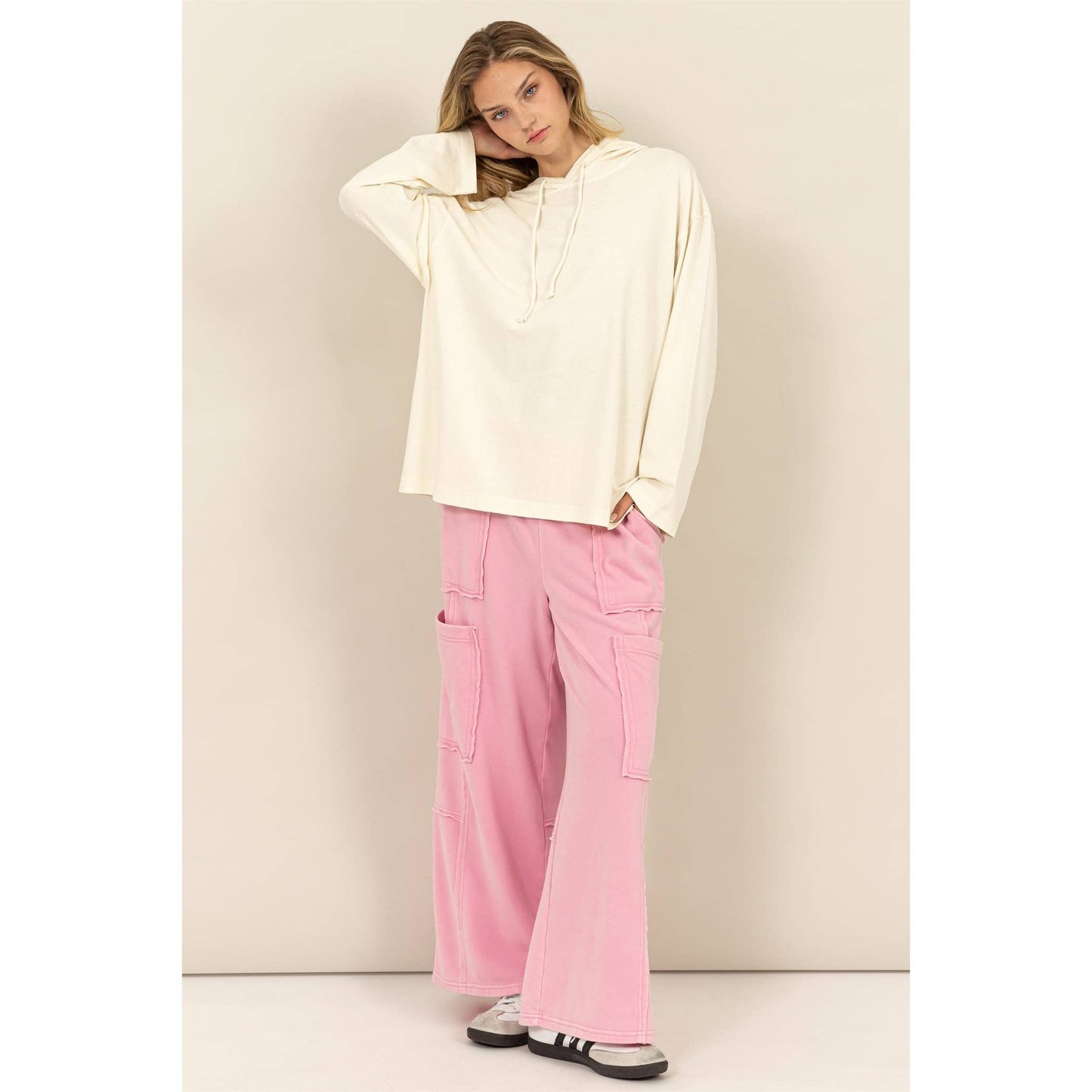 Oversized Hooded Long-Sleeve Top: BLACK / S-M-L(2-2-2)