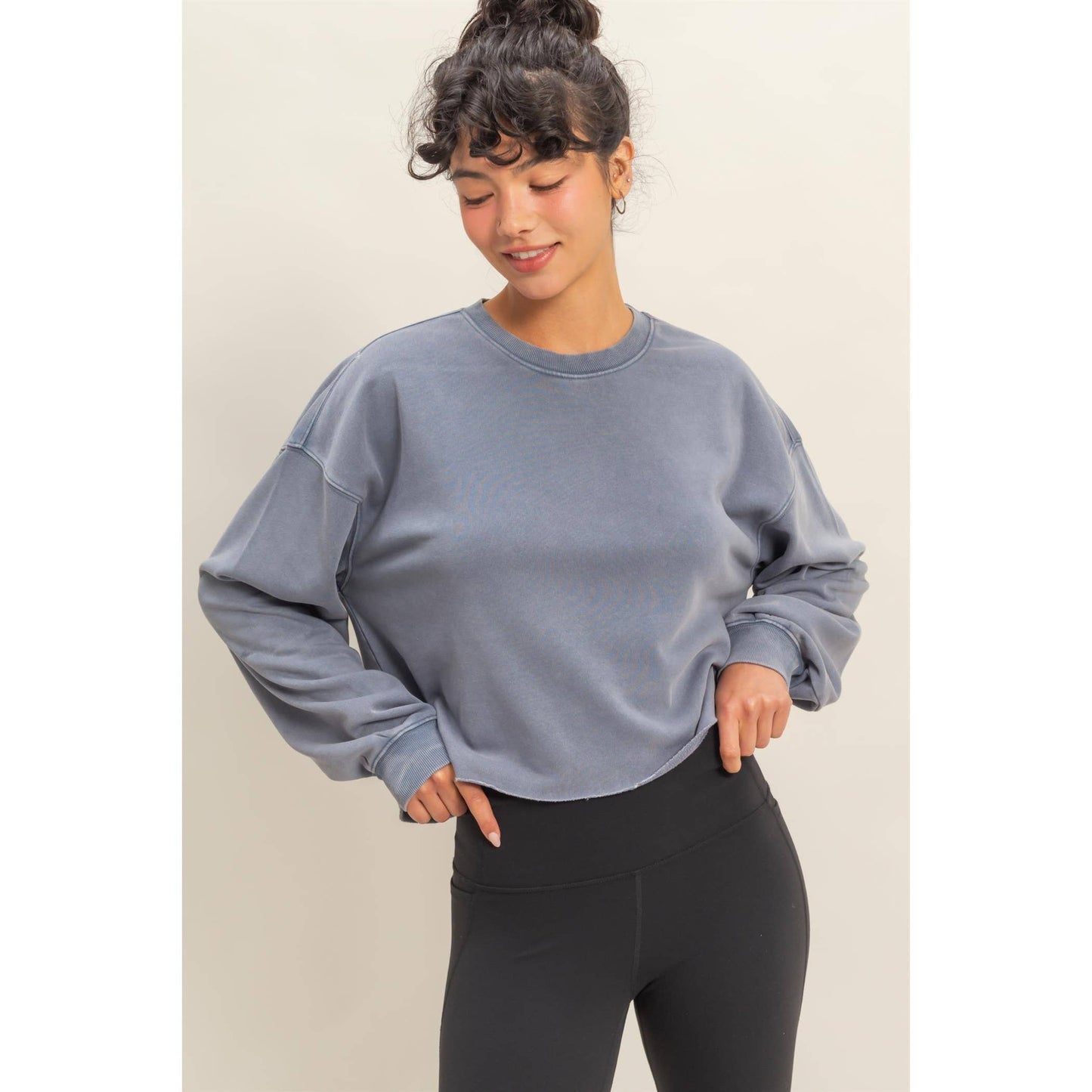 Cropped Crewneck Sweatshirt With Oversized Sleeves: BLACK / S-M-L(2-2-2)