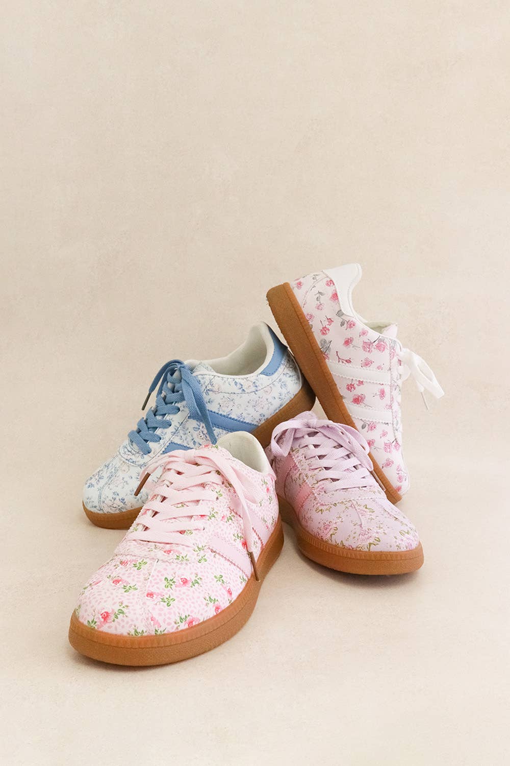 EXPRESSO BEAN - [OPEN SIZING] Floral Sneakers : Blue / 9