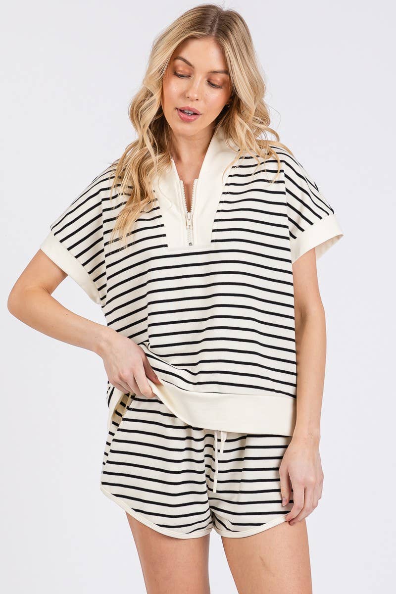 HALF ZIP UP STRIPED TOP AND SHORTS SETS : BLUE/PINK / L