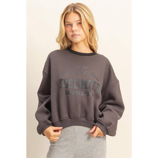 Vintage-Inspired Yosemite Crewneck Top: CHARCOAL / S-M-L(2-2-2)