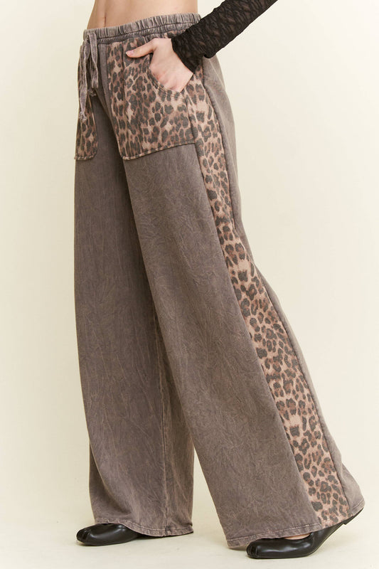 MineralWashed Leopard Print Pocket Side Trim Pants HP6162P1: Ash Oak / S-M-L / 2-2-2