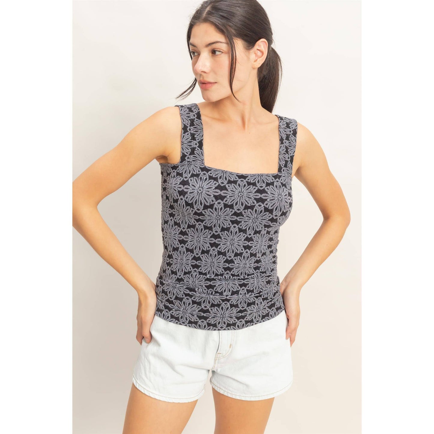 Floral Jacquard Square Neck Top: WHITE / S-M-L(2-2-2)