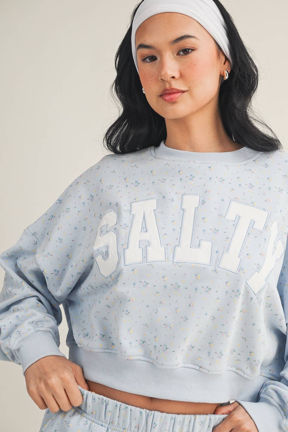 Salty Ditsy Print Crewneck Crop Sweatshirt: Pink Ditsy / M