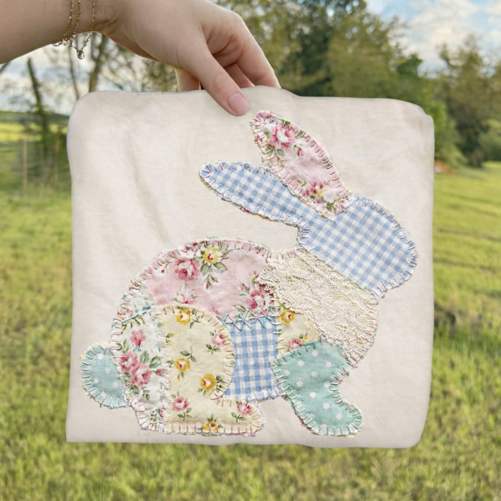 Patchwork Bunny Sweatshirts & T-Shirts : COMFORT COLORS T shirt / Adult XL
