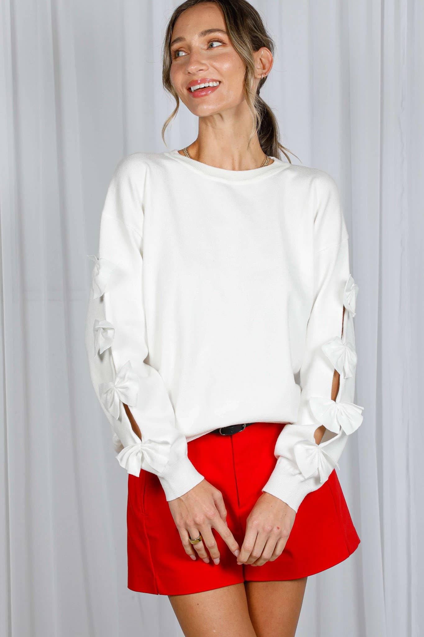 Bow Embellished Long-Sleeve Crew Neck Knit Sweater VT82605: Black / L