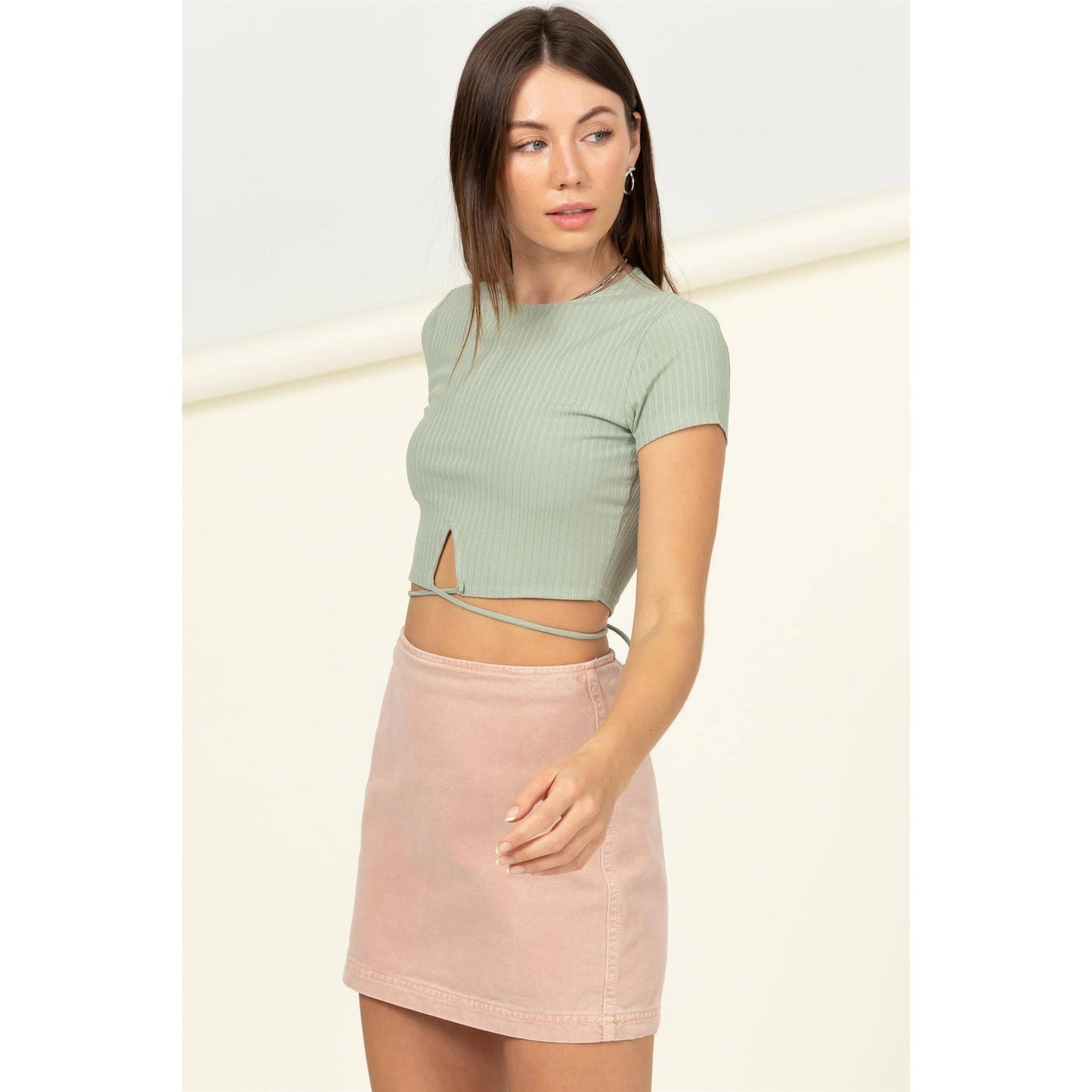 Chic Looks Cutout Crop Top: BLUSH / S-M-L(2-2-2)