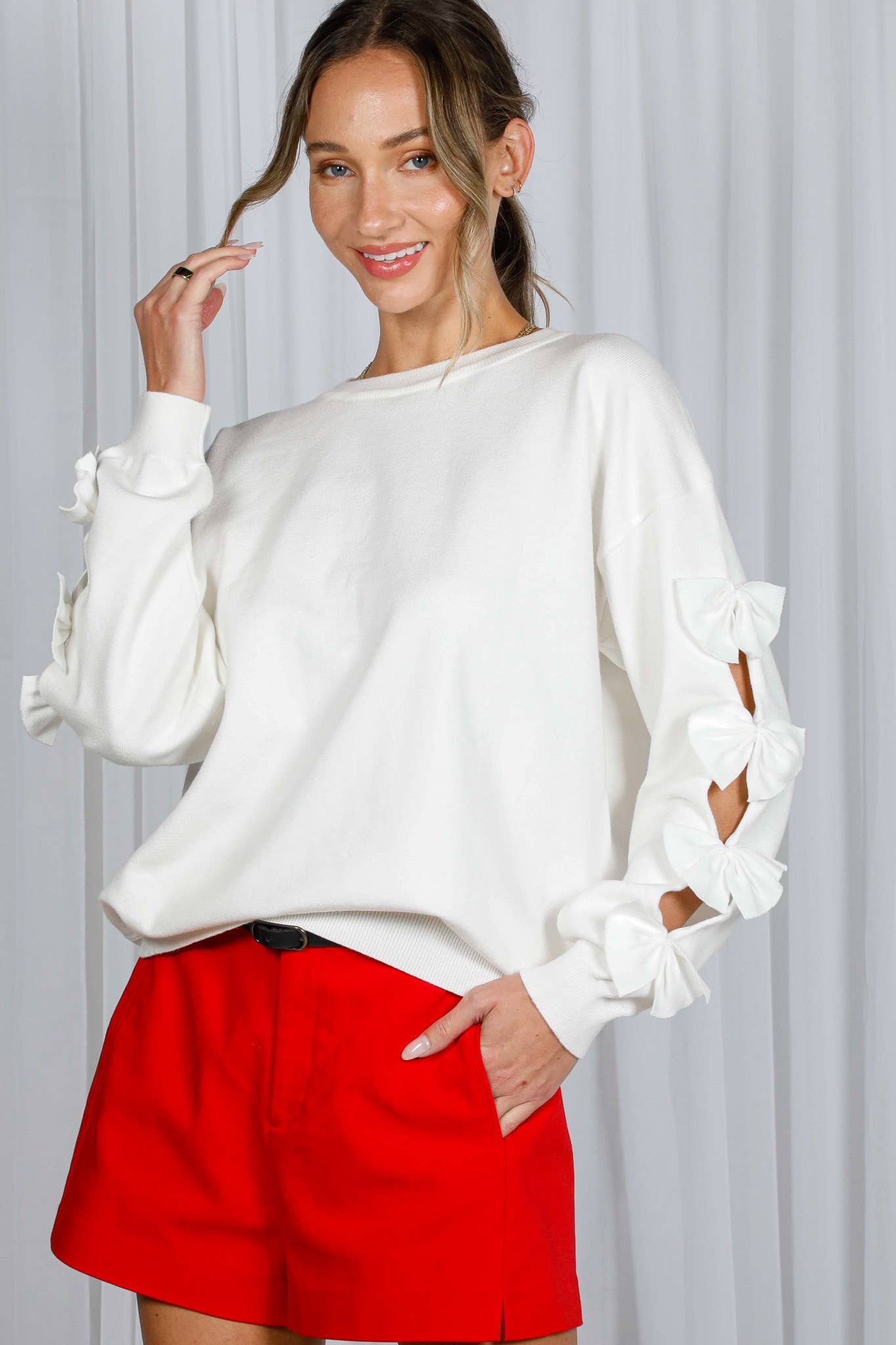 Bow Embellished Long-Sleeve Crew Neck Knit Sweater VT82605: Black / M
