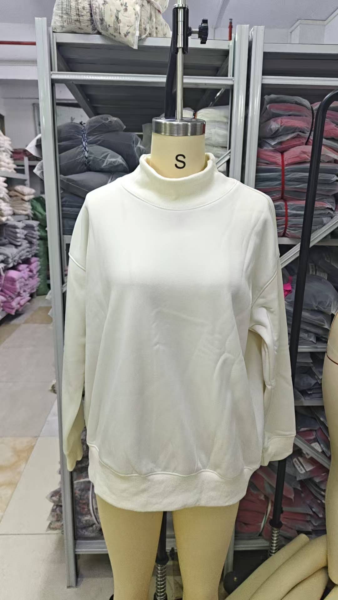 Oversized Mock Neck Top Sweatshirt : Black / Contemporary / S