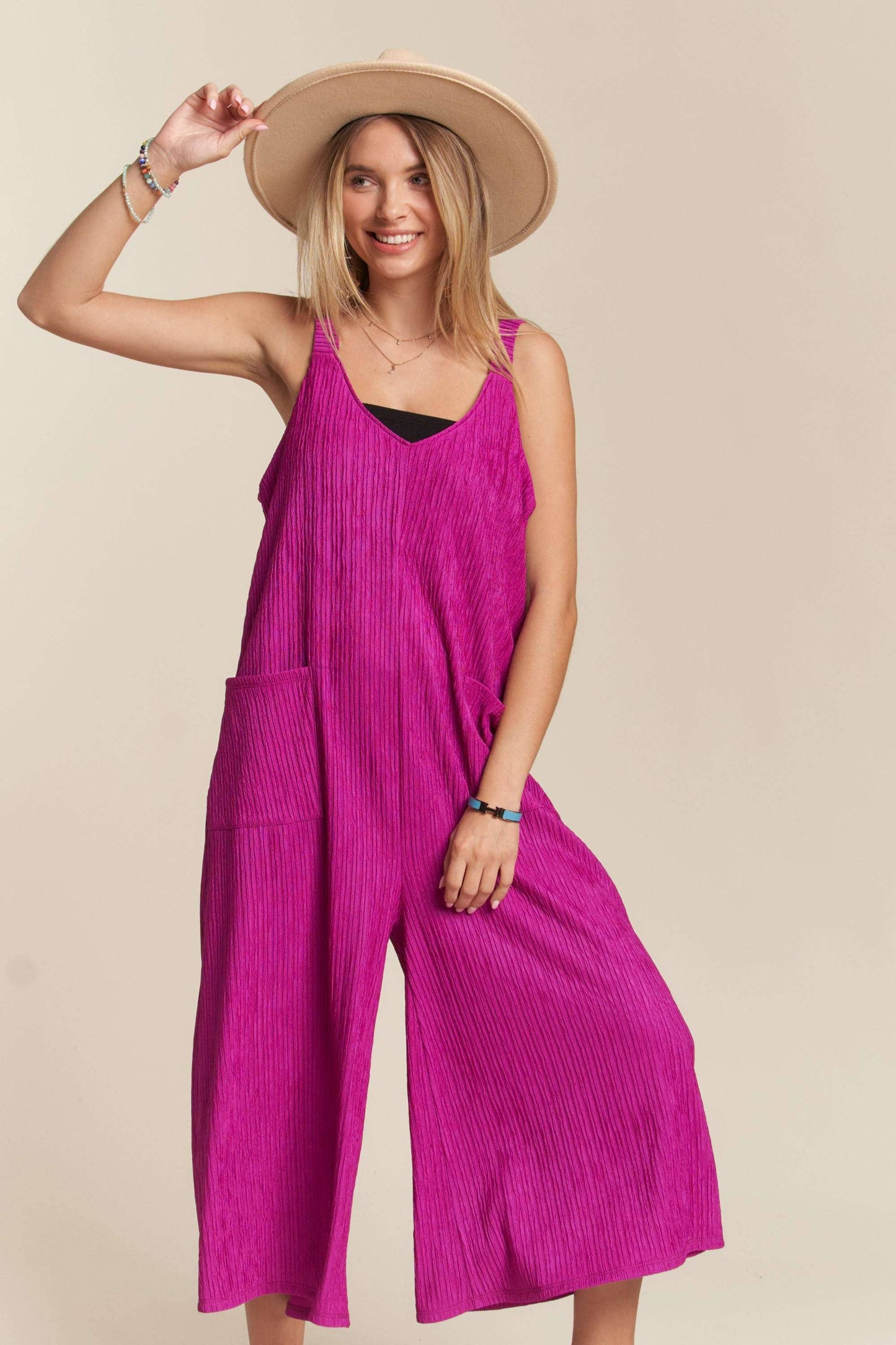 RP4087PL - WIDE LEG CRINKLE JUMPSUIT: S / MAGENTA