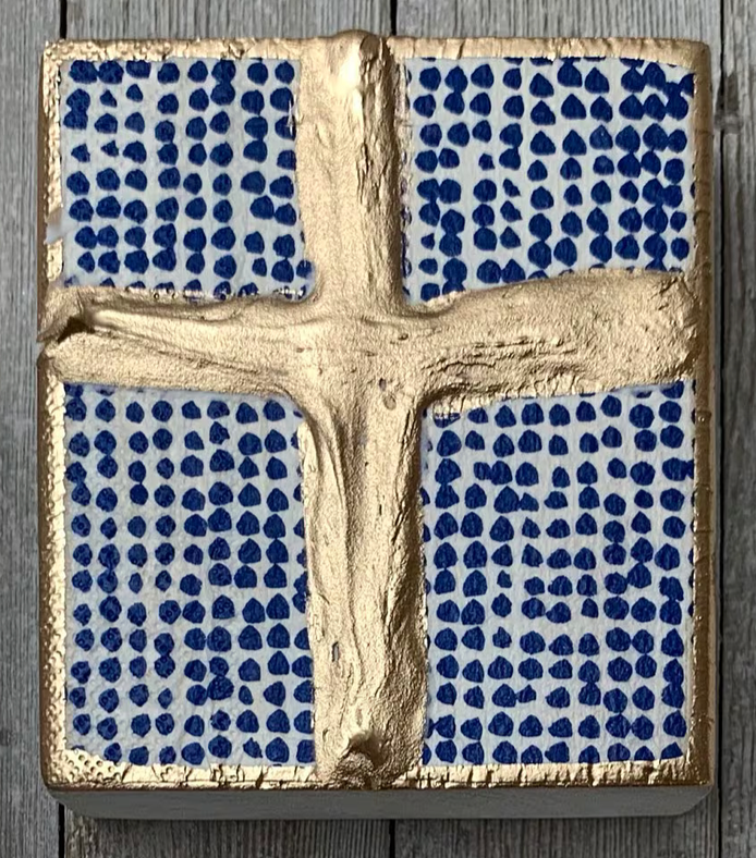 4x4 Decoupage Cross Art: Blue Dots