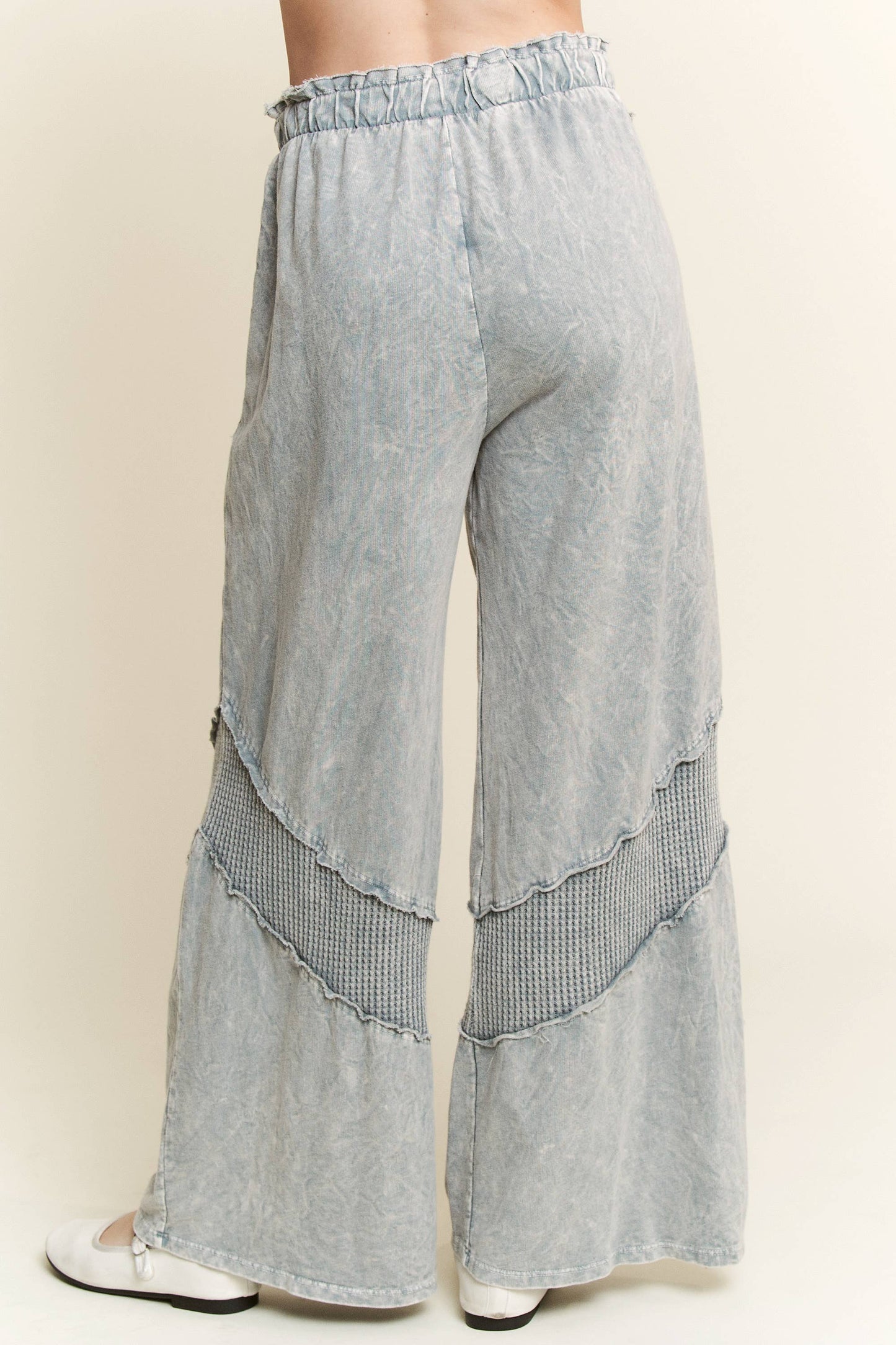 MineralWash Waffle pocket Wide Leg Pants HP5961: Charcoal / S-M-L / 2-2-2