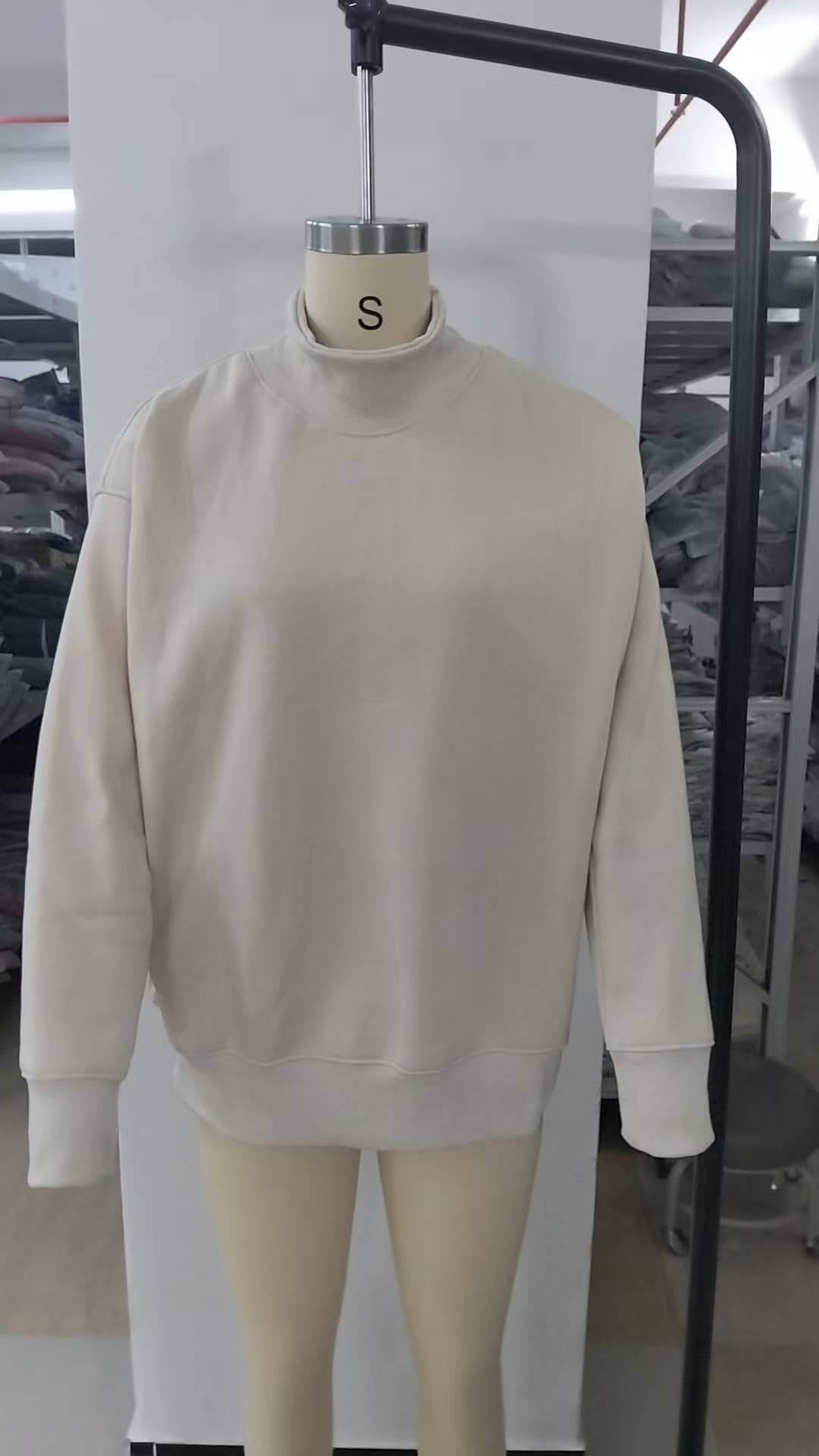 Oversized Mock Neck Top Sweatshirt : Black / Contemporary / S