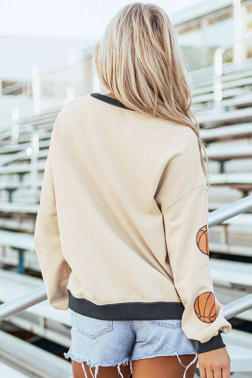 White Sequin Basketball Graphic Colorblock Edge Sweatshirt: White / 50%Polyester+50%Cotton / L