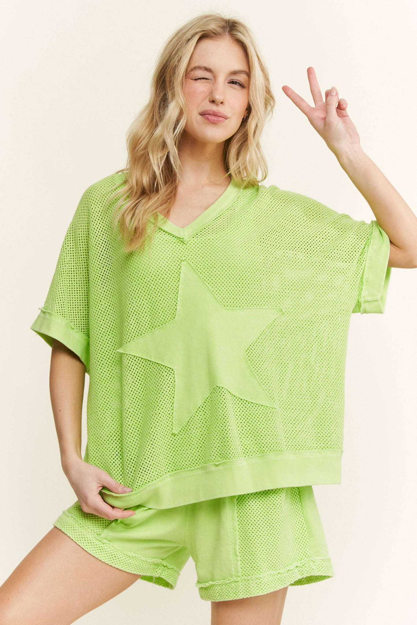 MineralWashed Star patched Mesh Knit Vest top HT6385: Hot Pink / S-M- L / 2-2-2