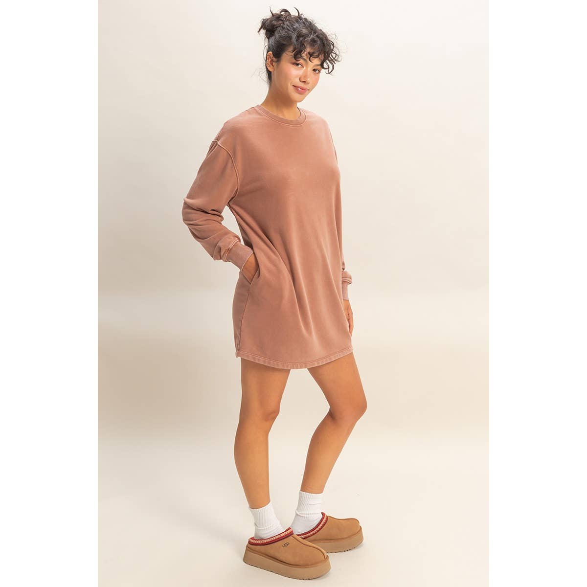 Mineral Washed Oversized Mini Sweatshirt Dress: CHESTNUT / S-M-L(2-2-2)