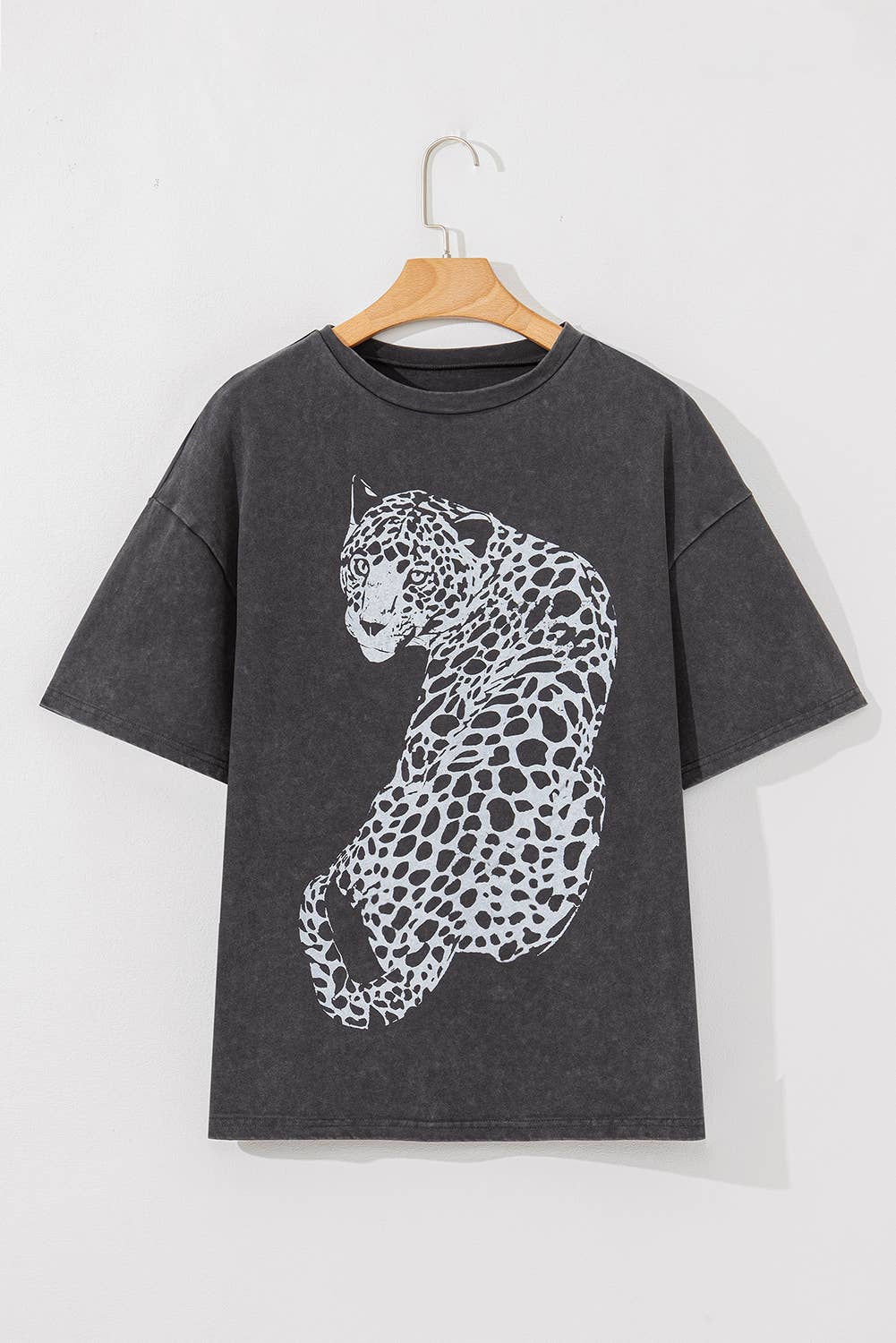 LDC Vintage Cheetah Printed Mineral Wash Graphic Tee: Medium Grey / L