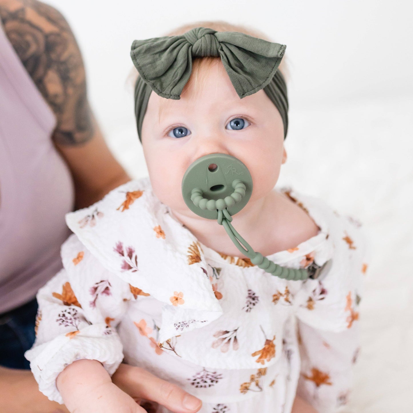 Cutie PAT Slant (0-6m) Pacifier + Teether: Capri
