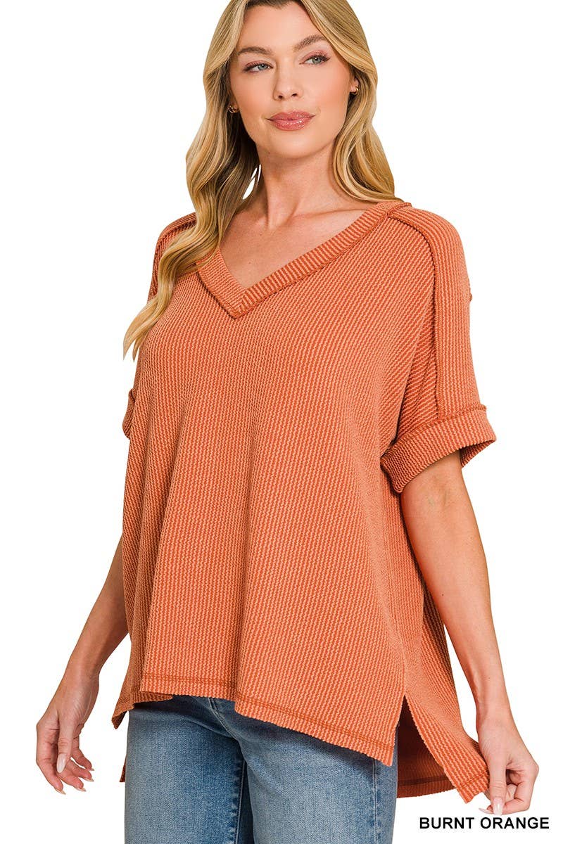 Raised Rib Short Sleeve Hi-low V Neck Top: RUBY / 3-3(S/M-L/XL)