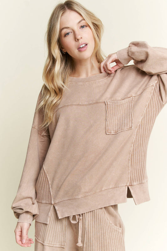 MineralWash Knit detail pocket sweatshirts HE5878T: Latte / S-M-L / 2-2-2