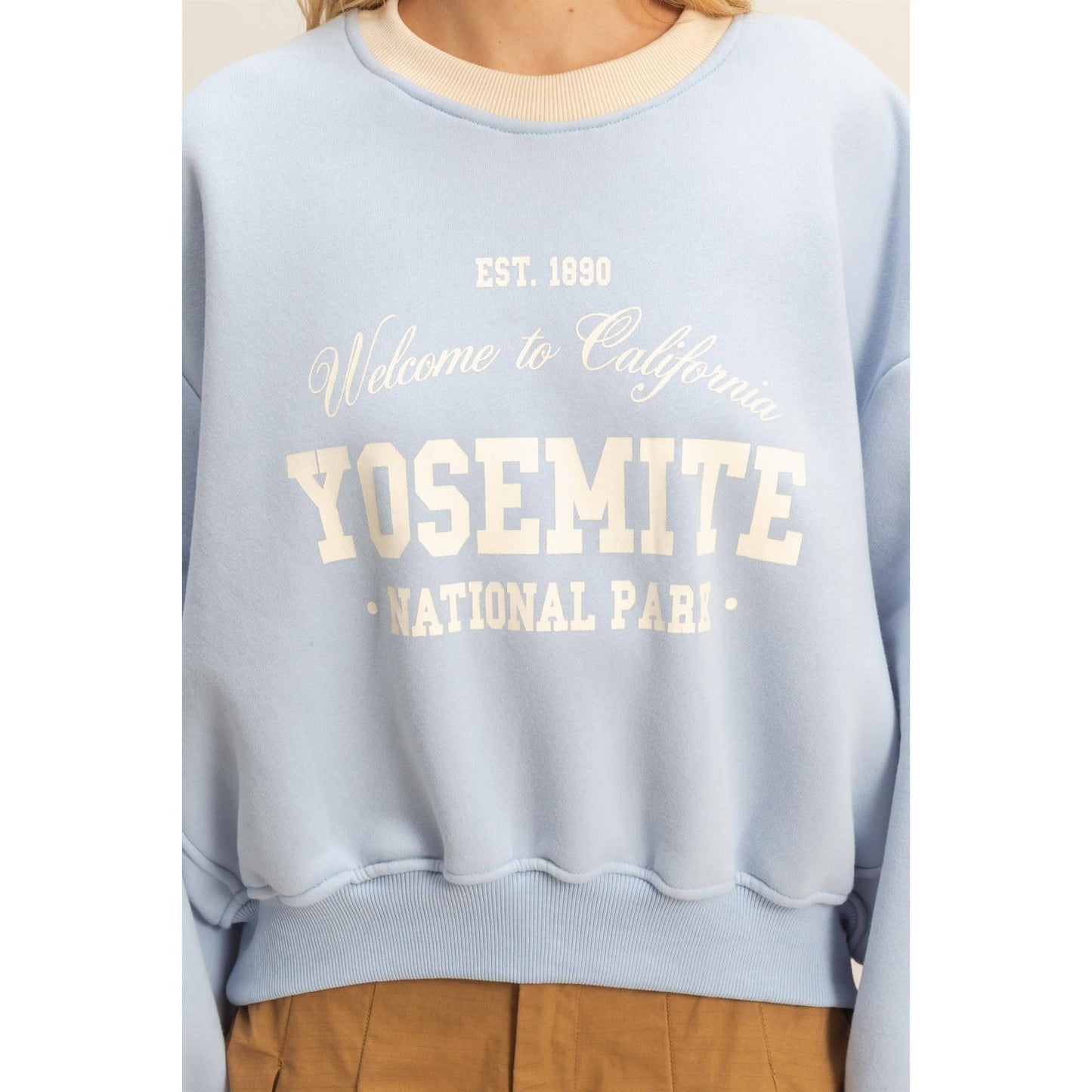 Vintage-Inspired Yosemite Crewneck Top: CHARCOAL / S-M-L(2-2-2)