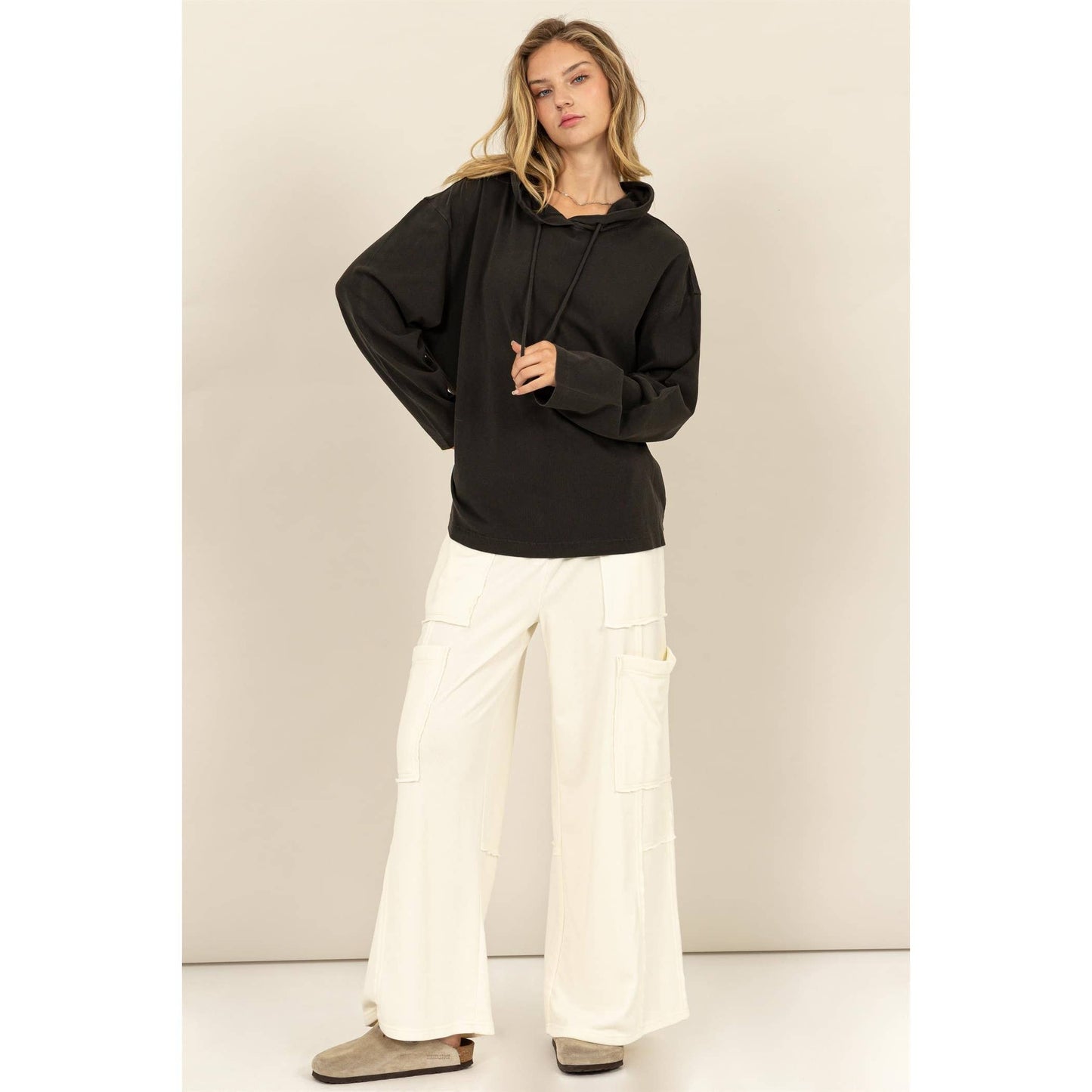 Oversized Hooded Long-Sleeve Top: BLACK / S-M-L(2-2-2)