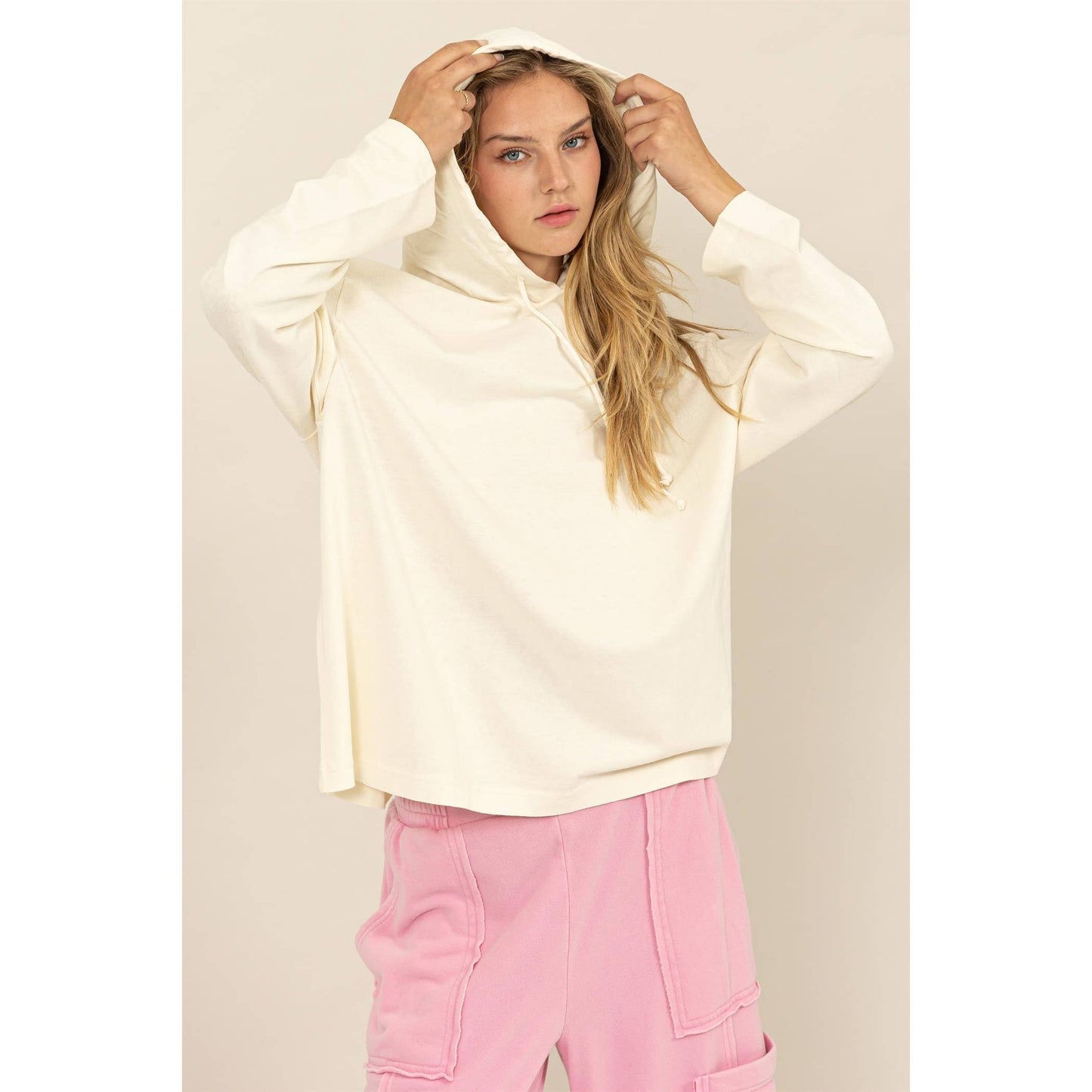 Oversized Hooded Long-Sleeve Top: BLACK / S-M-L(2-2-2)