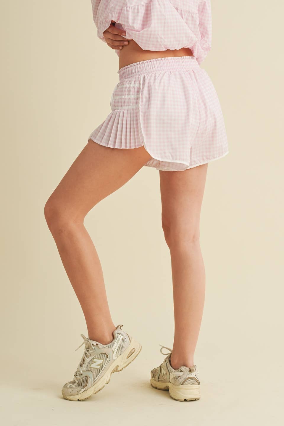 Gingham Print On Point Shorts : Beige Gingham / M