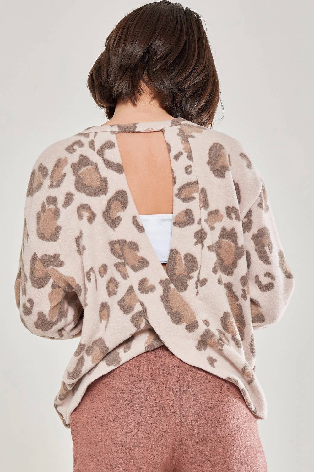 Leopard Twist Open Back Knit Sweater: Blush / L