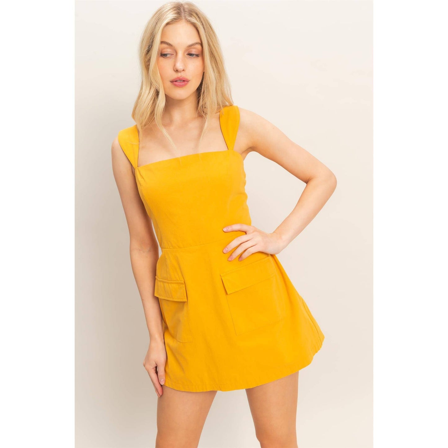 Square Neck Mini Dress: WHITE / S-M-L(2-2-2)