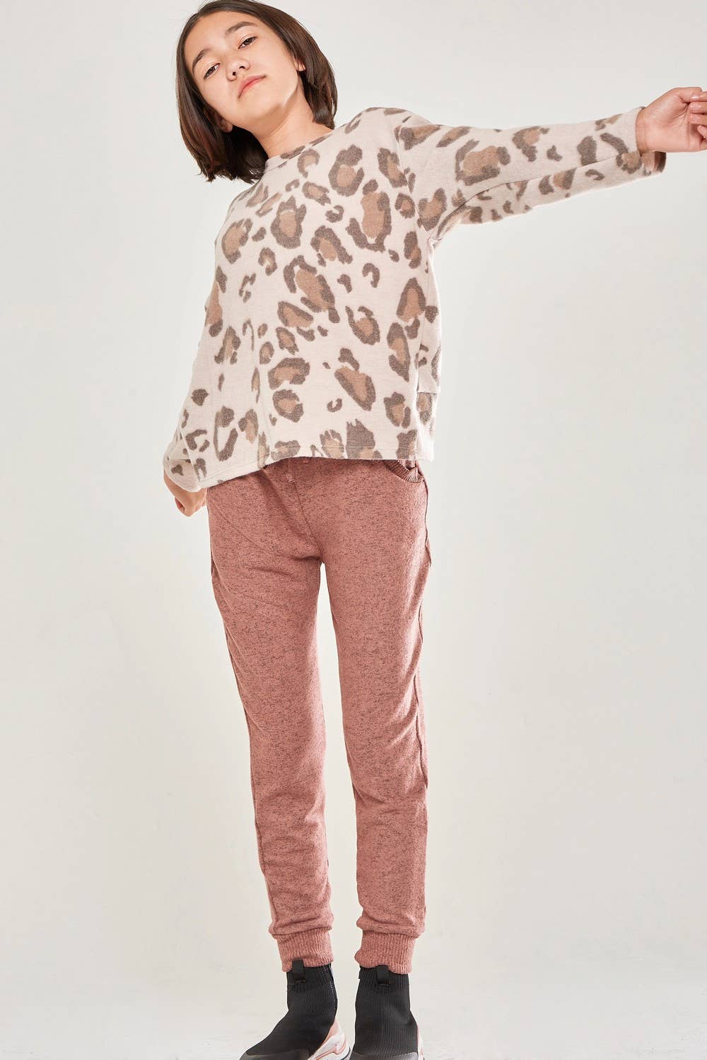 Leopard Twist Open Back Knit Sweater: Blush / L