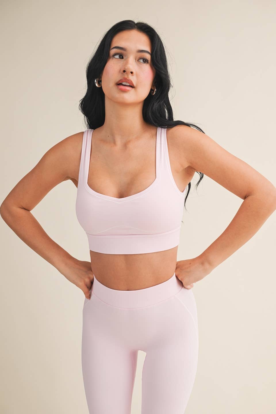 Contrast Thread Sports Bra: Black / S