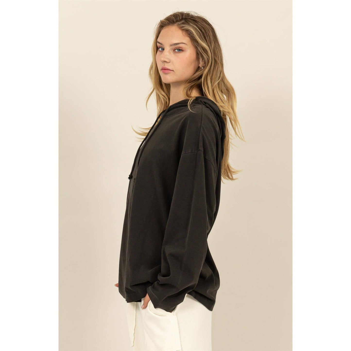 Oversized Hooded Long-Sleeve Top: BLACK / S-M-L(2-2-2)