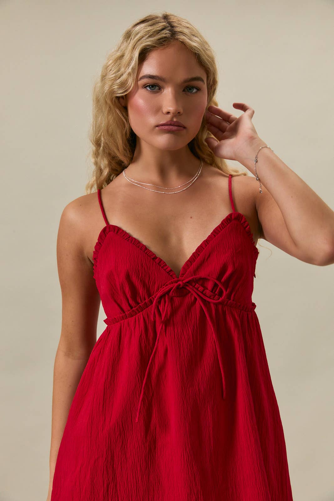 RUFFLE DETAIL SPAGHETTI STRAP SLEEVELESS A-LINE MINI DRESS: Red / XS