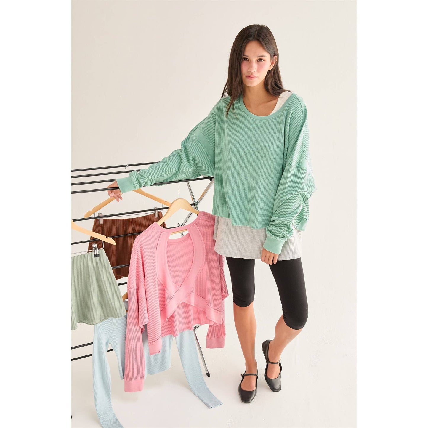 Chic Open Back Textured Knit Long Sleeve Top: TAFFY PINK / S-M-L(2-2-2)