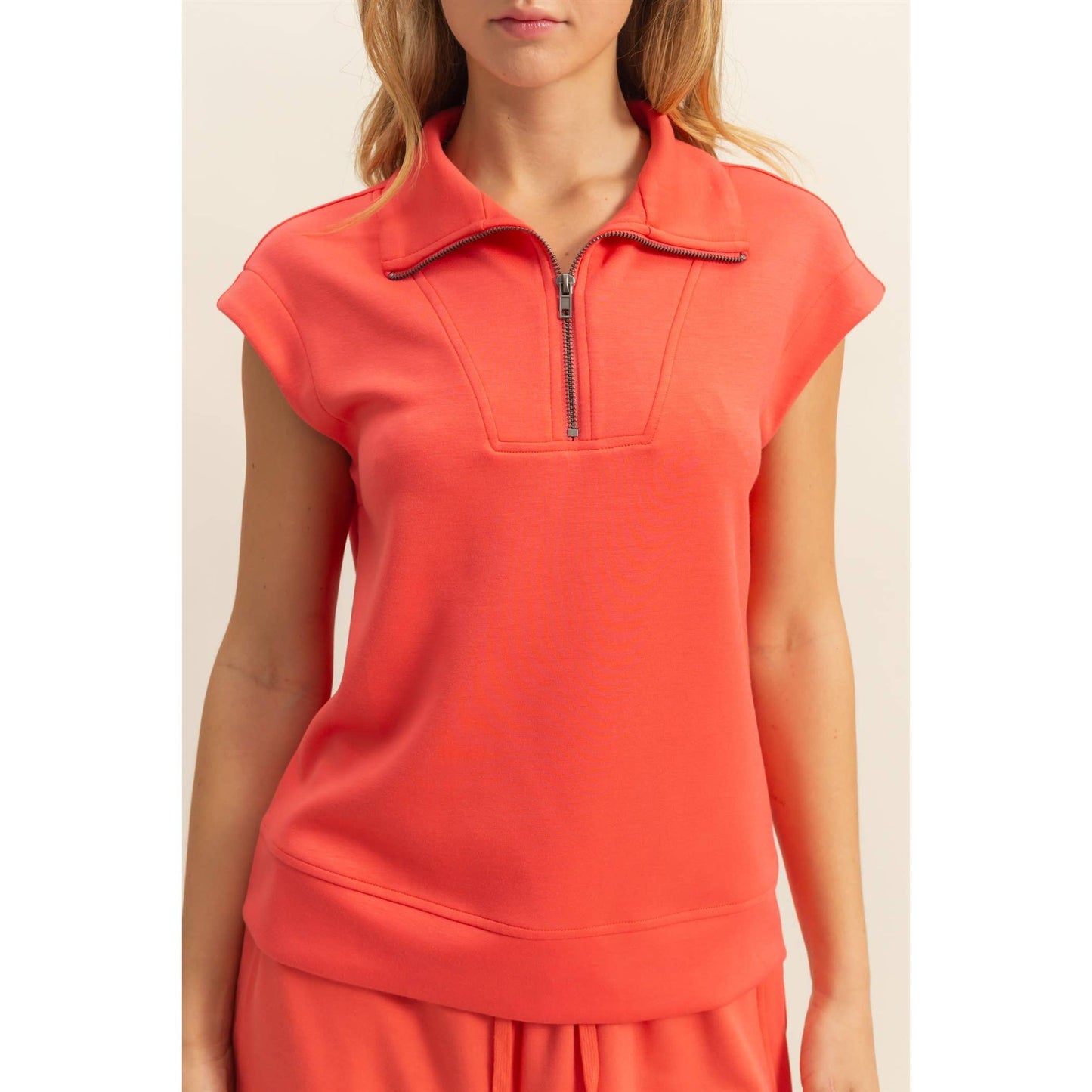 DZ25C571-Mock Neck Half Zip Up Sleeveless Top: BLACK / S-M-L(2-2-2)